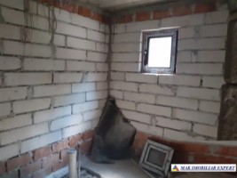 vila-9-camere-cu-teren-5000-mp-de-vanzare-in-apa-sarata-campulung-muscel-arges-17