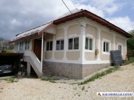 vand-casa-cu-3-camere-si-teren-de-6000-mp-in-valea-mare-pravat-arges