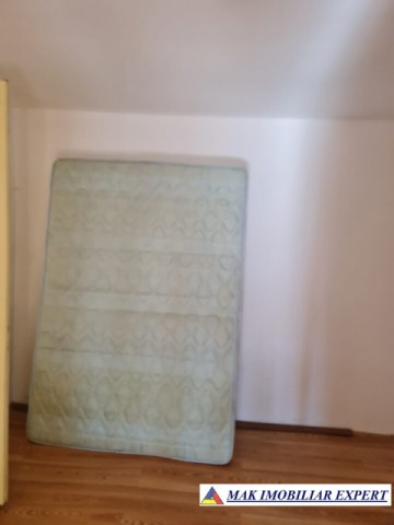 casa-3-camere-teren-4900-mp-cetateni-5