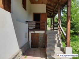 casa-de-vanzare-arges-4-camere-cu-crama-si-teren-994-mp-in-nucsoara-4