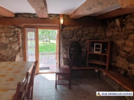 casa-de-vanzare-arges-4-camere-cu-crama-si-teren-994-mp-in-nucsoara-8