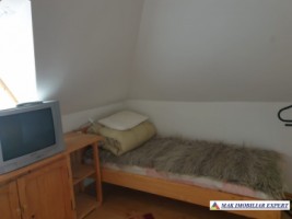 casa-de-vanzare-arges-4-camere-cu-crama-si-teren-994-mp-in-nucsoara-22