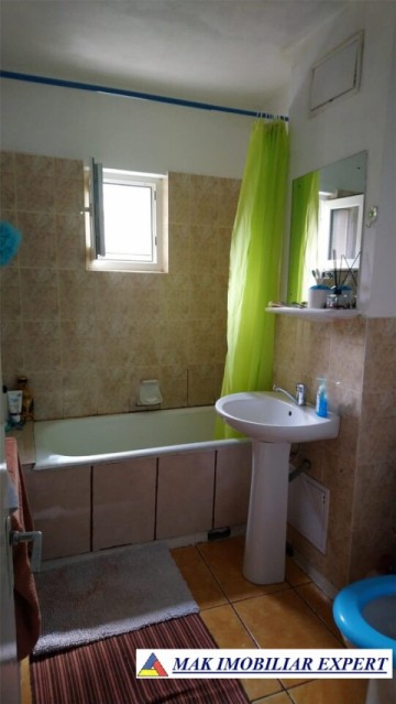 ocupat-iulie-2025-apartament-3-camere-cf-1-et-34-campulung-7