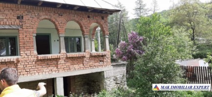 casa-de-vacanta-4-camere-teren-1800-mp-de-vanzare-in-bradulet-arges-11