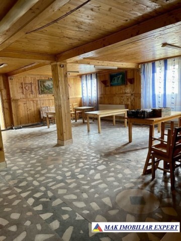 vila-tip-pensiune-cu-28-camere-si-teren-de-1500-mp-de-vanzare-in-cetateni-arges-5