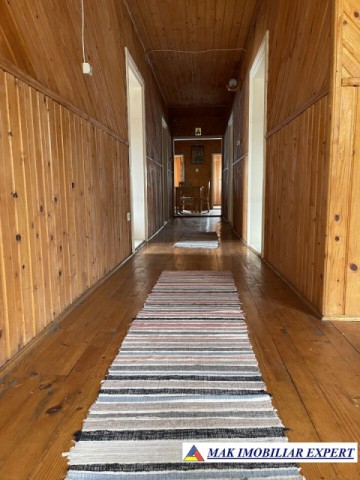 vila-tip-pensiune-cu-28-camere-si-teren-de-1500-mp-de-vanzare-in-cetateni-arges-10
