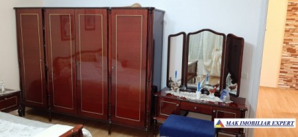vila-6-camere-cu-teren-de-700-mp-in-schitu-golesti-arges-confort-si-spatiu-generos-3