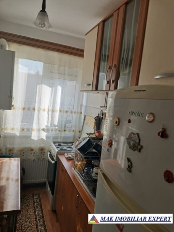 apartament-2-camere-cf-2-44-campulung-4