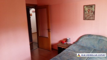 vand-apartament-3-camere-campulung-muscel-centru-arges-2