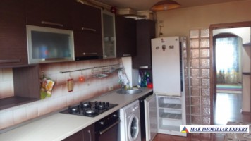 vand-apartament-3-camere-campulung-muscel-centru-arges-6