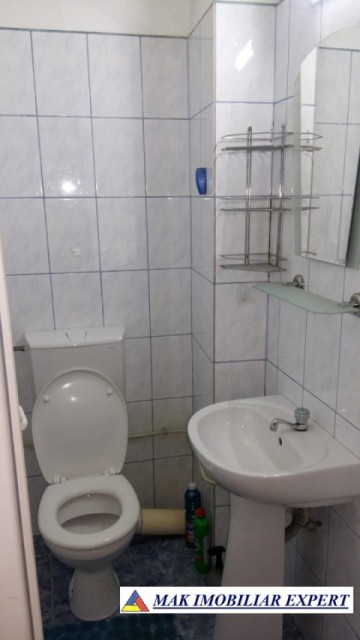 vand-apartament-3-camere-campulung-muscel-centru-arges-12