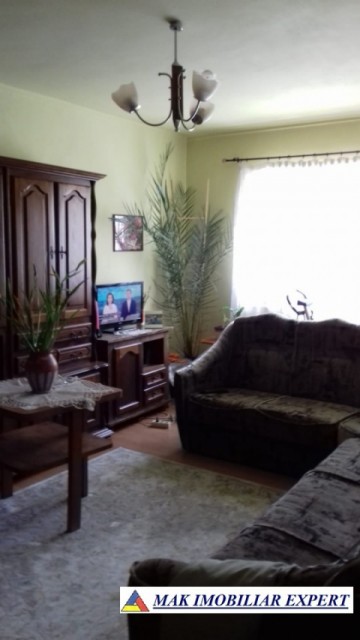 apartament-2-camere-cf-1-et-24-campulung-1