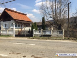 casa-6-camere-teren-1000-mp-hartiesti-4