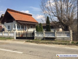casa-6-camere-teren-1000-mp-hartiesti-3