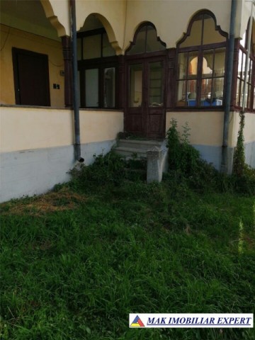 casa-4-camere-teren-127-mp-de-vanzare-in-flamanda-campulung-muscel-arges