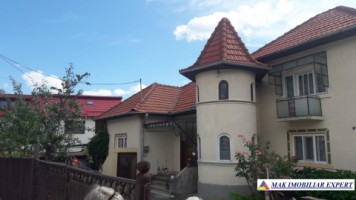 blocat-deocamdata-casa-6-camere-teren-530-mp-campulung-7