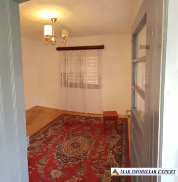 casa-2-camere-teren-400-mp-rucar-8