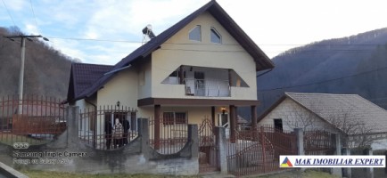 vila-cu-4-camere-si-teren-de-3000-mp-in-stoenesti-arges-constructie-noua-cu-facilitati-moderne