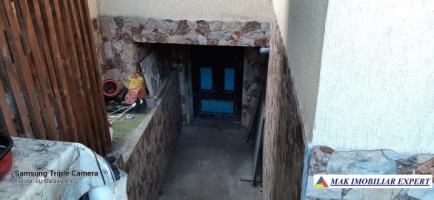 vila-cu-4-camere-si-teren-de-3000-mp-in-stoenesti-arges-constructie-noua-cu-facilitati-moderne-26