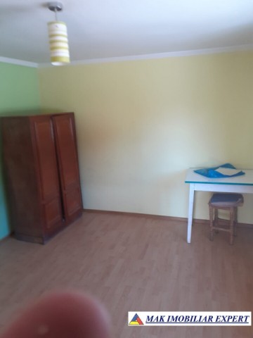 vila-tip-duplex-cu-12-camere-si-teren-de-710-mp-de-vanzare-in-corbi-arges-ideala-pentru-locuinte-multifamiliale-sau-investitie-turistica-7