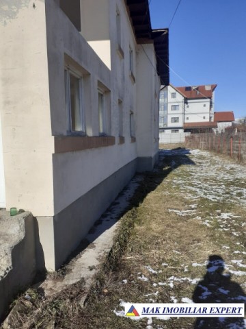 vila-tip-duplex-cu-12-camere-si-teren-de-710-mp-de-vanzare-in-corbi-arges-ideala-pentru-locuinte-multifamiliale-sau-investitie-turistica-25