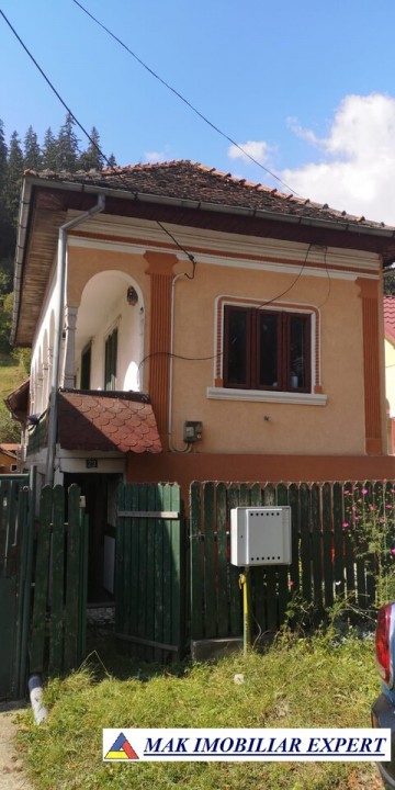 casa-2-camere-teren-41-mp-rucar