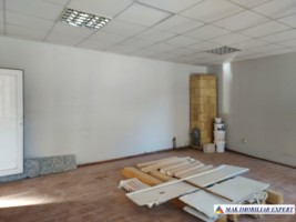 spatiu-comercial-pe-de-200-mp-in-campulung-ideal-pentru-afacerea-ta-3