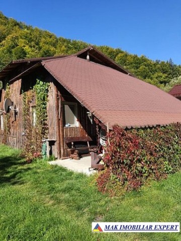 vila-cu-5-camere-si-teren-de-800-mp-de-vanzare-in-bughea-de-sus-arges-2