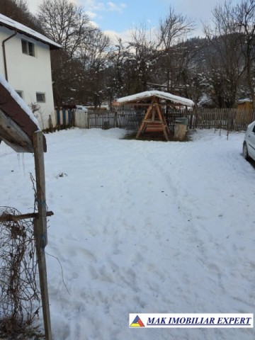 vila-cu-5-camere-si-teren-de-800-mp-de-vanzare-in-bughea-de-sus-arges-19