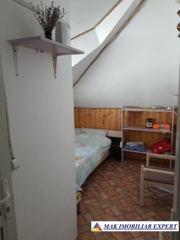 vila-cu-5-camere-si-teren-de-800-mp-de-vanzare-in-bughea-de-sus-arges-14