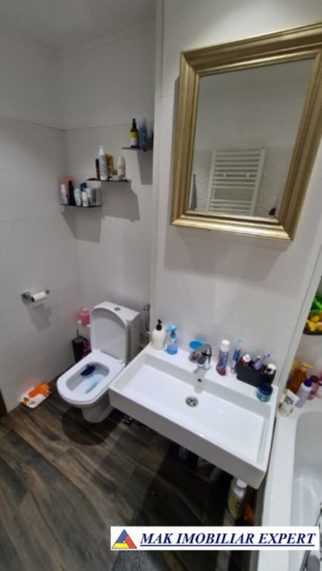 apartament-3-camere-de-vanzare-confort-1-etaj-p-din-4-grui-campulung-muscel-arges-7