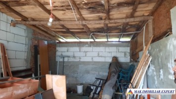 urgent-vila-cu-6-camere-de-vanzare-in-malu-godeni-arges-teren-de-1000-mp-20
