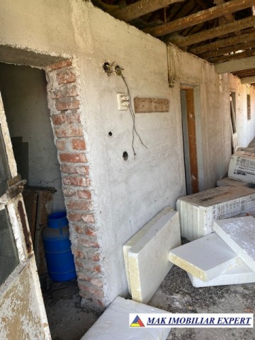 casa-3-camere-cu-teren-de-900-mp-de-vanzare-in-domnesti-arges-4