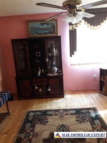 casa-cu-3-camere-si-teren-de-1000-mp-de-vanzare-mihaesti-arges-2