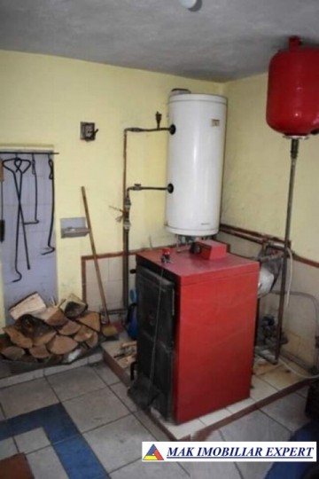 vand-vila-6-camere-cu-teren-de-1000-mp-mioveni-stalpeni-arges-12