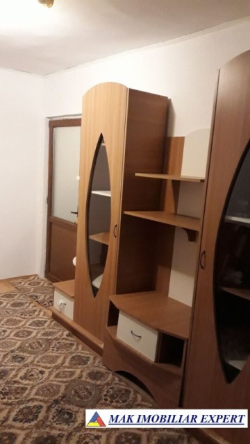 vandut-apartament-3-camere-cf-2-et-34-in-visoi-campulung-muscel-arges-1