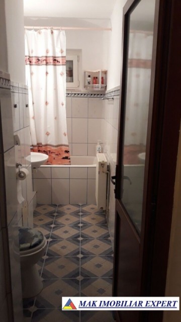 vandut-apartament-3-camere-cf-2-et-34-in-visoi-campulung-muscel-arges-13