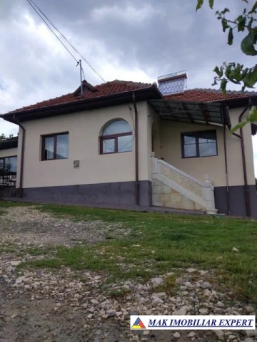 vila-4-camere-teren-5200-mp-bughea-de-sus