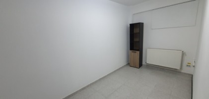 central-spatiu-comercial-parter-140-mp-la-900-euluna-10