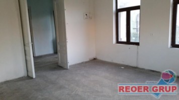 mihai-bravu-casa-6cambaiebucatter-452mp-a-188mp-100000-euro-4