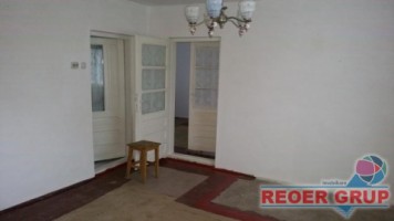 cocorastii-colt-casa-3camere-1997-baie-bucat-640mp-teren-39900-euro