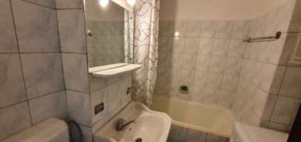 nord-judetean-spatiu-birouri-parter-bloc-acces-din-statie-la-32900-euro-46