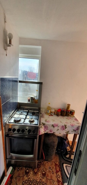 brazi-casa-renovata-2-camere-grup-sanitar-630mp-teren-36000-euro-18