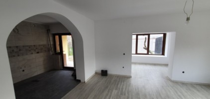 semicentral-z-m-bravu-casa-4-cam-2bai-a-110mp-ter-300mp-95000-euro-6