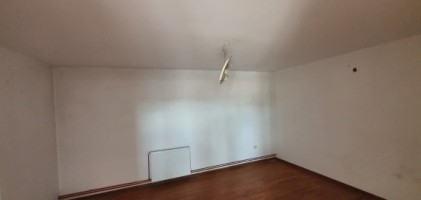 nord-zvaleni-casa-pem-5cam-beci-120000-euro-10