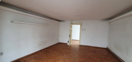 nord-zvaleni-casa-pem-5cam-beci-120000-euro-16