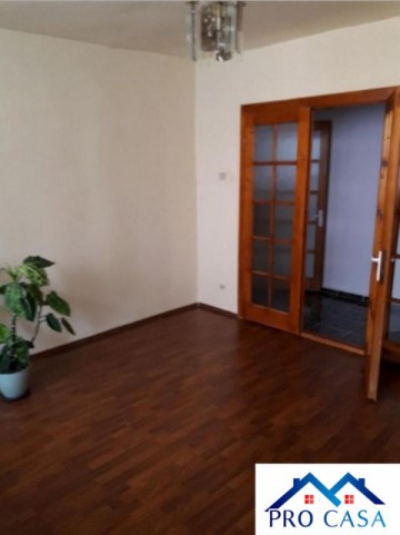 vand-apartament-cu-3-camere-decomandate-finisat-in-zona-ampoi-1-1