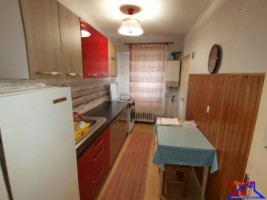 inchiriez-apartament-3-camere-semidecomandat-zona-garii-1