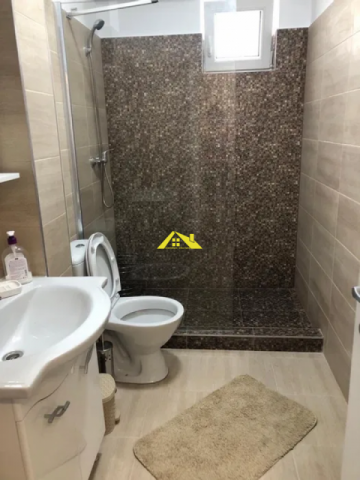 apartament-3-camere-decomandate-centru-4