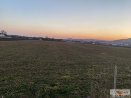 teren-intravilan-de-vanzare-in-zona-santimbru-1